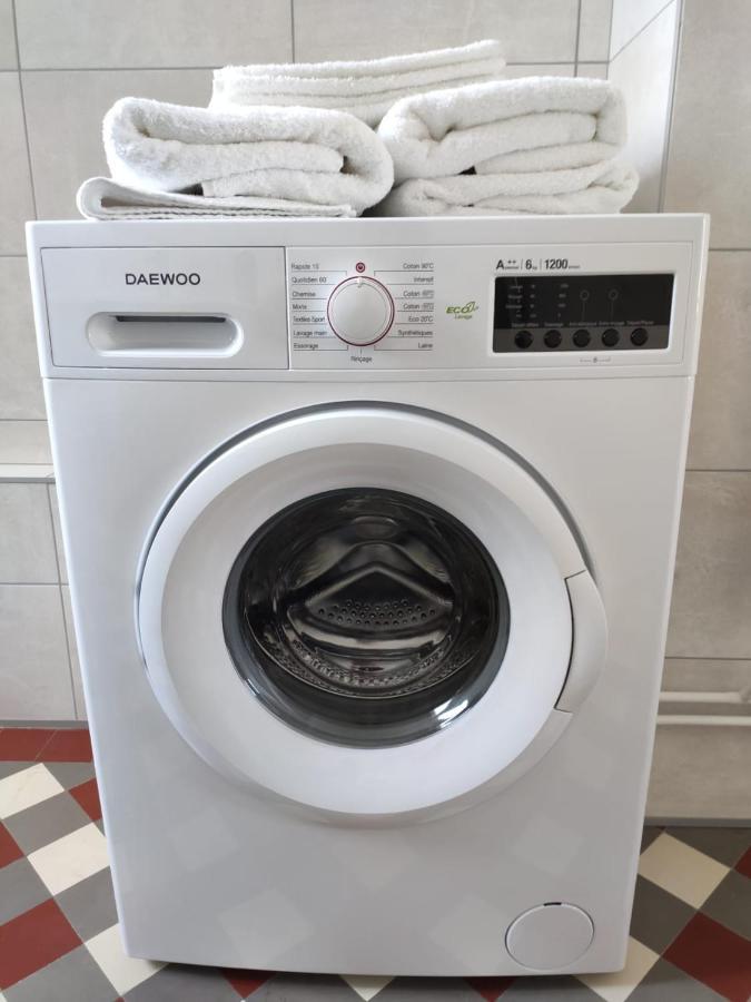Appartement 1-6 pers situé entre les ponts Saumur Esterno foto